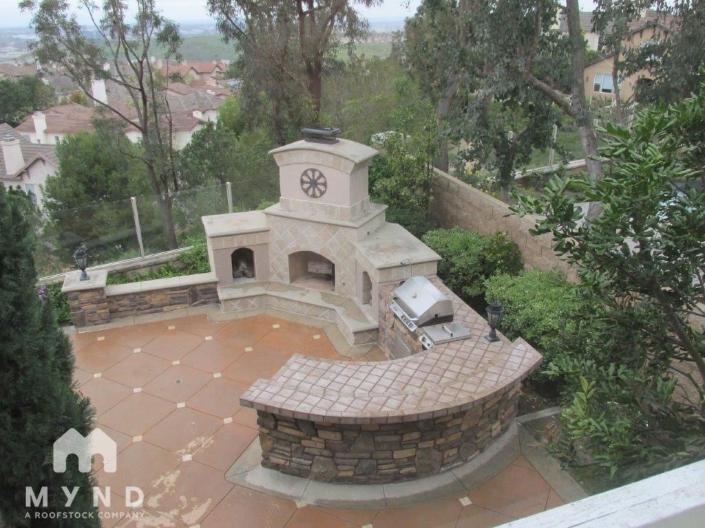 Building Photo - 5 Nerval