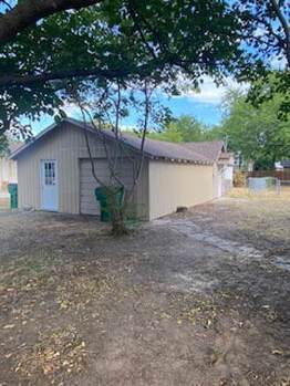 Primary Photo - Garage apartment one block from TSU!