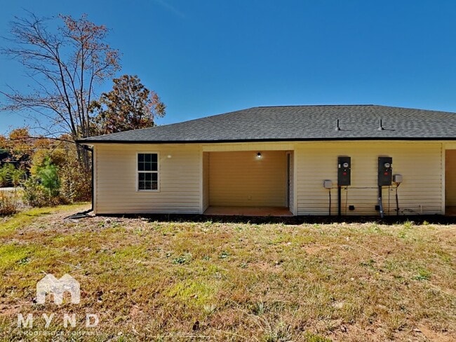 Building Photo - 3274 Anderson Mountain Rd