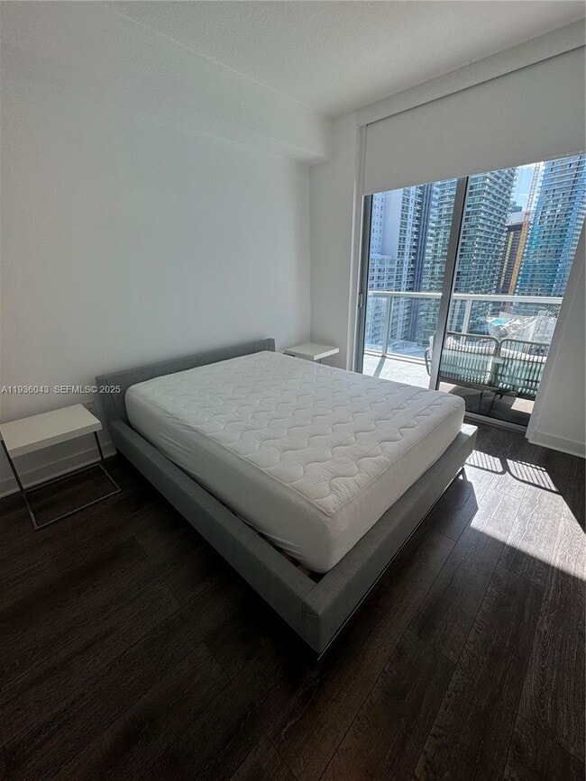 Building Photo - 1111 SW 1st St