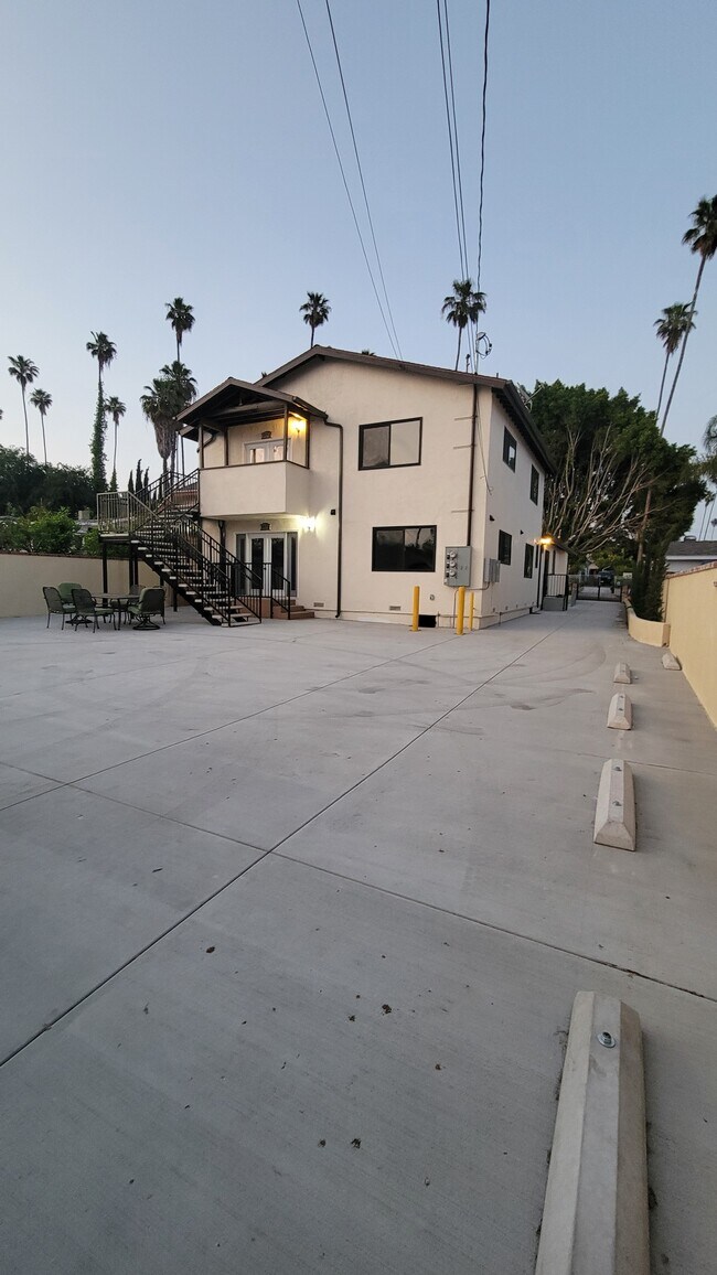 Building Photo - 3743 Pueblo Ave