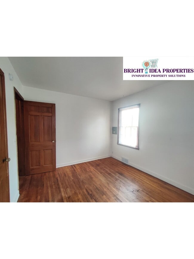 Building Photo - 4055 Welcome Ave N