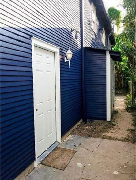 Building Photo - 2822 O'Reilly St
