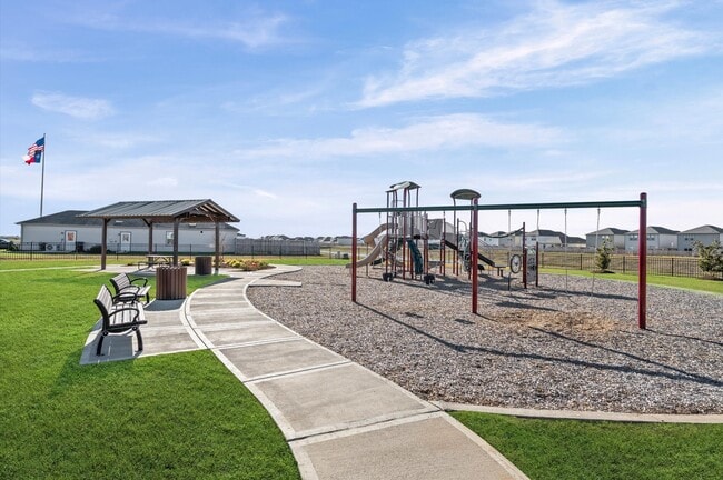 Building Photo - 8742 Vacek Xing Wy