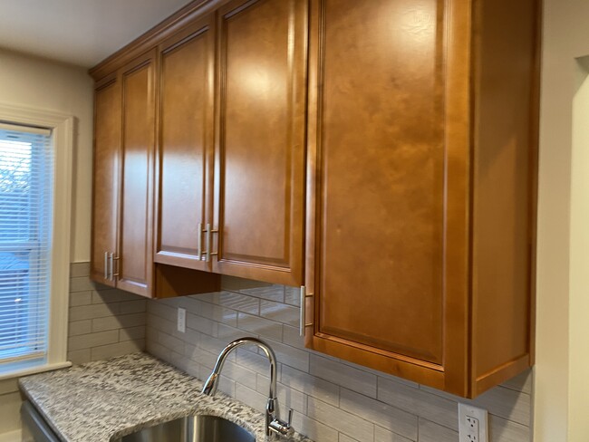 Building Photo - 1481 E Terrace Cir