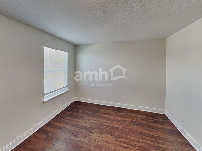 Building Photo - 2753 Ponds Trl