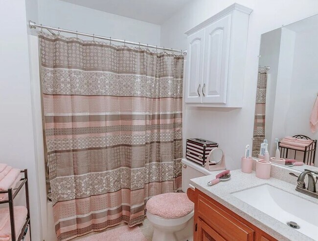 Building Photo - 6497 Brooking Ct
