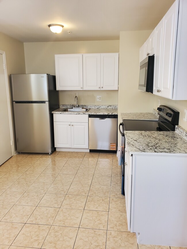 Building Photo - 6716 Milltown Ct