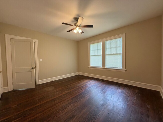 Building Photo - 2/2 House in Old East Rome $1,450