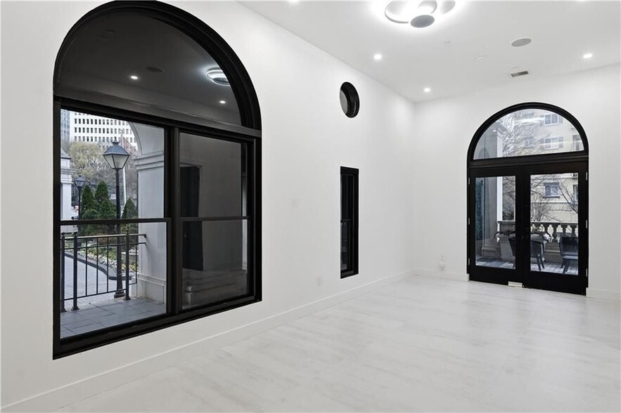 Building Photo - 199 14th St NE