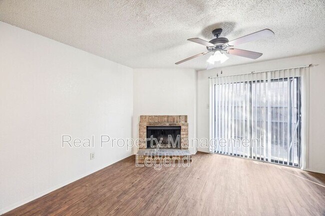 Building Photo - 8109 Silver Creek Rd