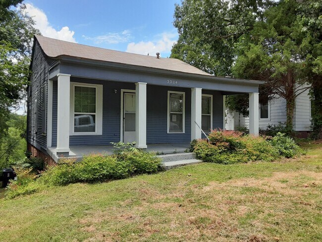 Building Photo - 3304 Marshall St