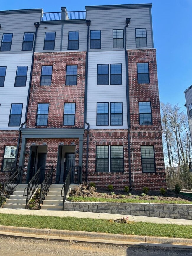 Building Photo - 13327 Coalfield Station Ln