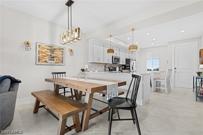 Building Photo - 5651 Double Eagle Cir