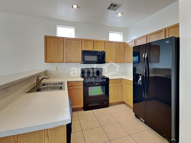 Building Photo - 6016 Soft Springs Ave