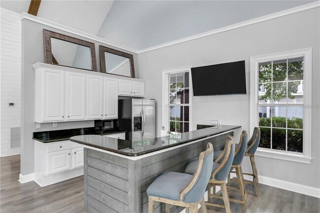 Building Photo - 430 GILMAN Pl