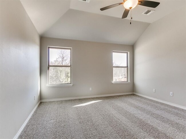 Building Photo - 12028 Rockbed Dr