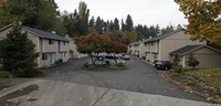 Building Photo - Lincoln Townhomes