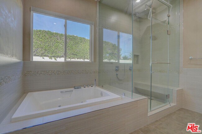 Building Photo - 6243 Berquist Ave