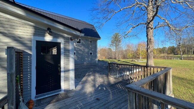 Building Photo - 13 Tavern Wy