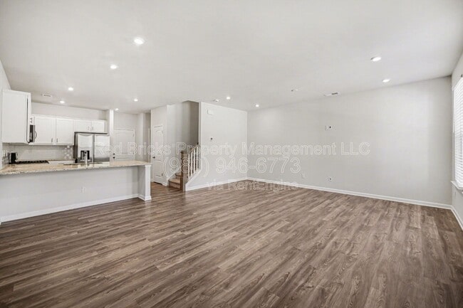 Building Photo - 7828 Nelson Rd