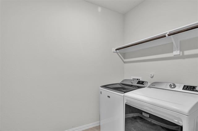 Building Photo - 628 Fawn Valley Dr