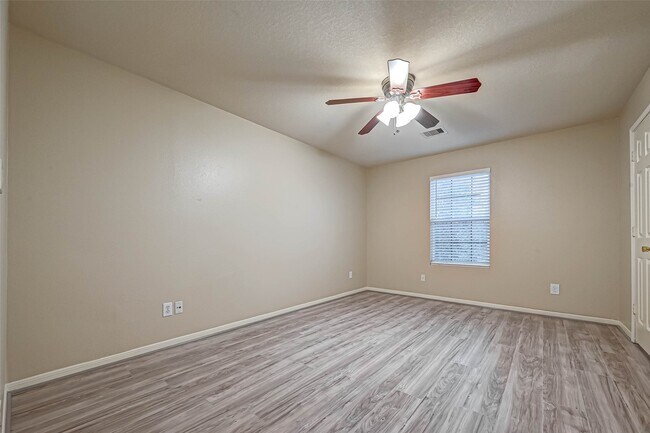 Building Photo - 3522 Clipper Winds Way