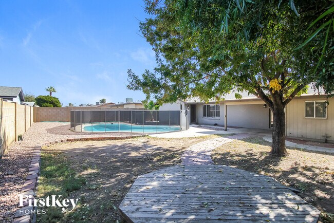Building Photo - 3636 W Ironwood Dr