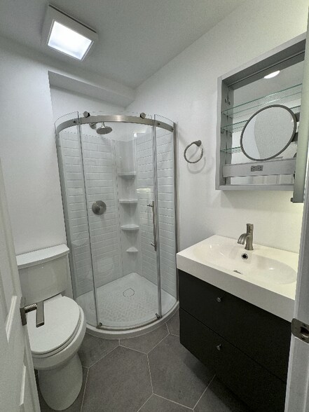 Building Photo - 431 N Alhambra Ave