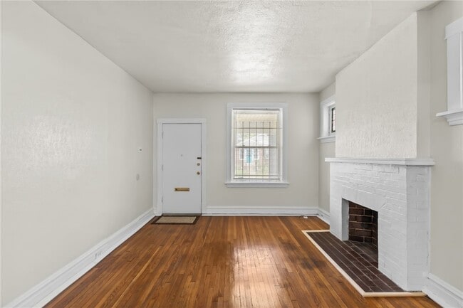 Building Photo - 5202 Delor St