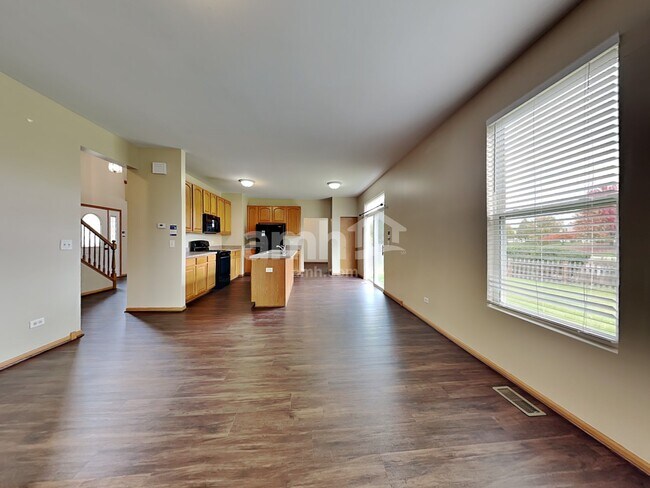 Building Photo - 1300 Broadlawn Dr