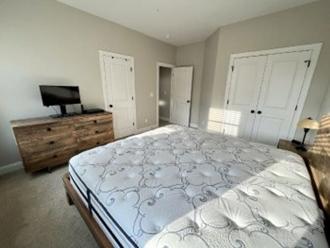 Building Photo - 187 Peytons Ridge Dr