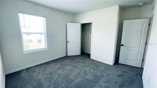 Building Photo - 3763 Paragon Ln