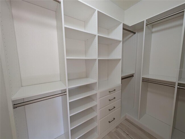 Building Photo - 2107 Portofino Pl