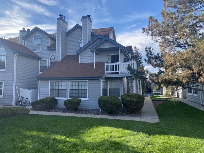 Primary Photo - Charming Condo with a Loft!