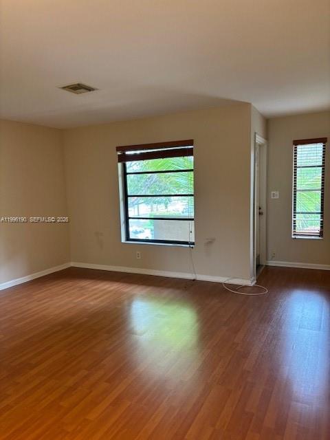 Building Photo - 9050 Jacaranda Ln