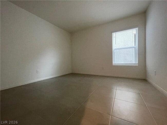 Building Photo - 9953 Cluny Ave