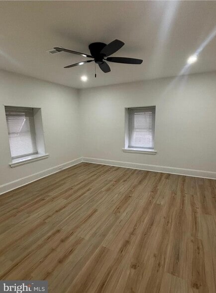 Building Photo - 321 Loney St