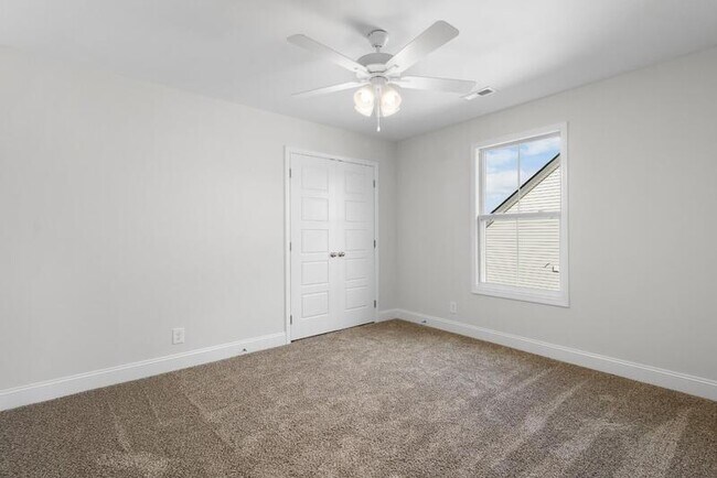 Building Photo - 2616 Rafiki Dr