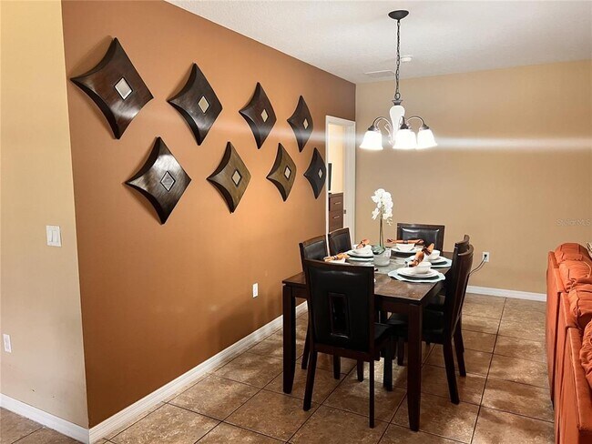 Building Photo - 9017 Paolos Pl