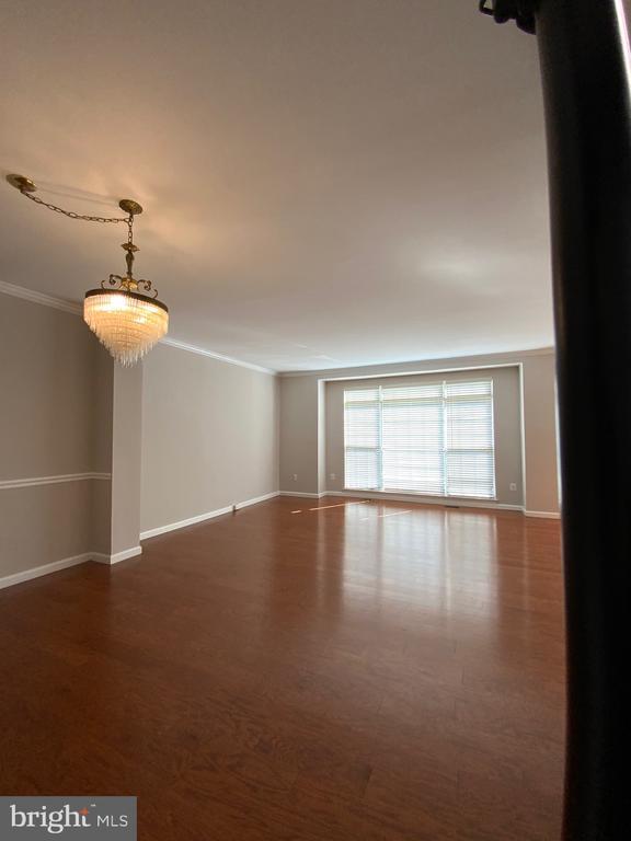 Building Photo - 5722 Governors Pond Cir