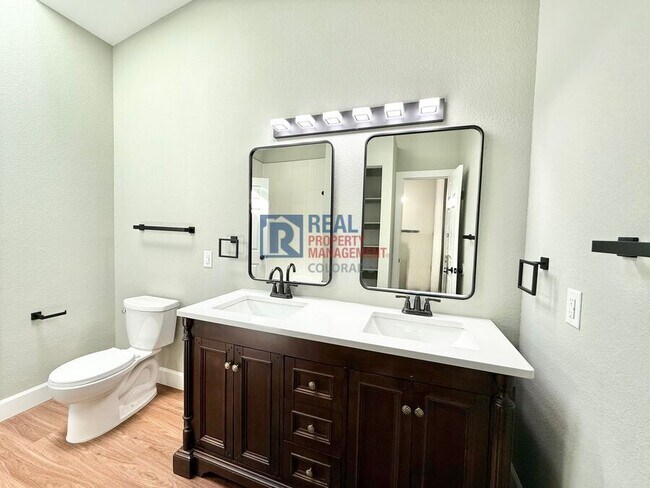 Building Photo - 3805 Smoke Tree Dr