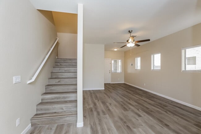 Building Photo - 10225 W Camelback Rd