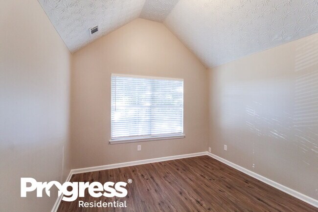 Building Photo - 20 Butterfly Way