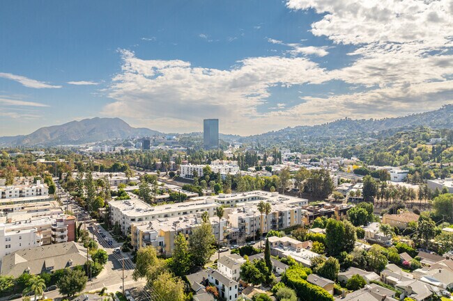 Context - The Woodbridge