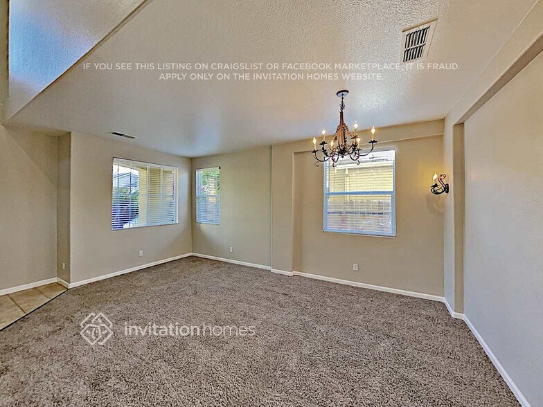 Building Photo - 301 Unity Cir