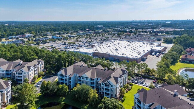 Building Photo - 13364 Beach Blvd