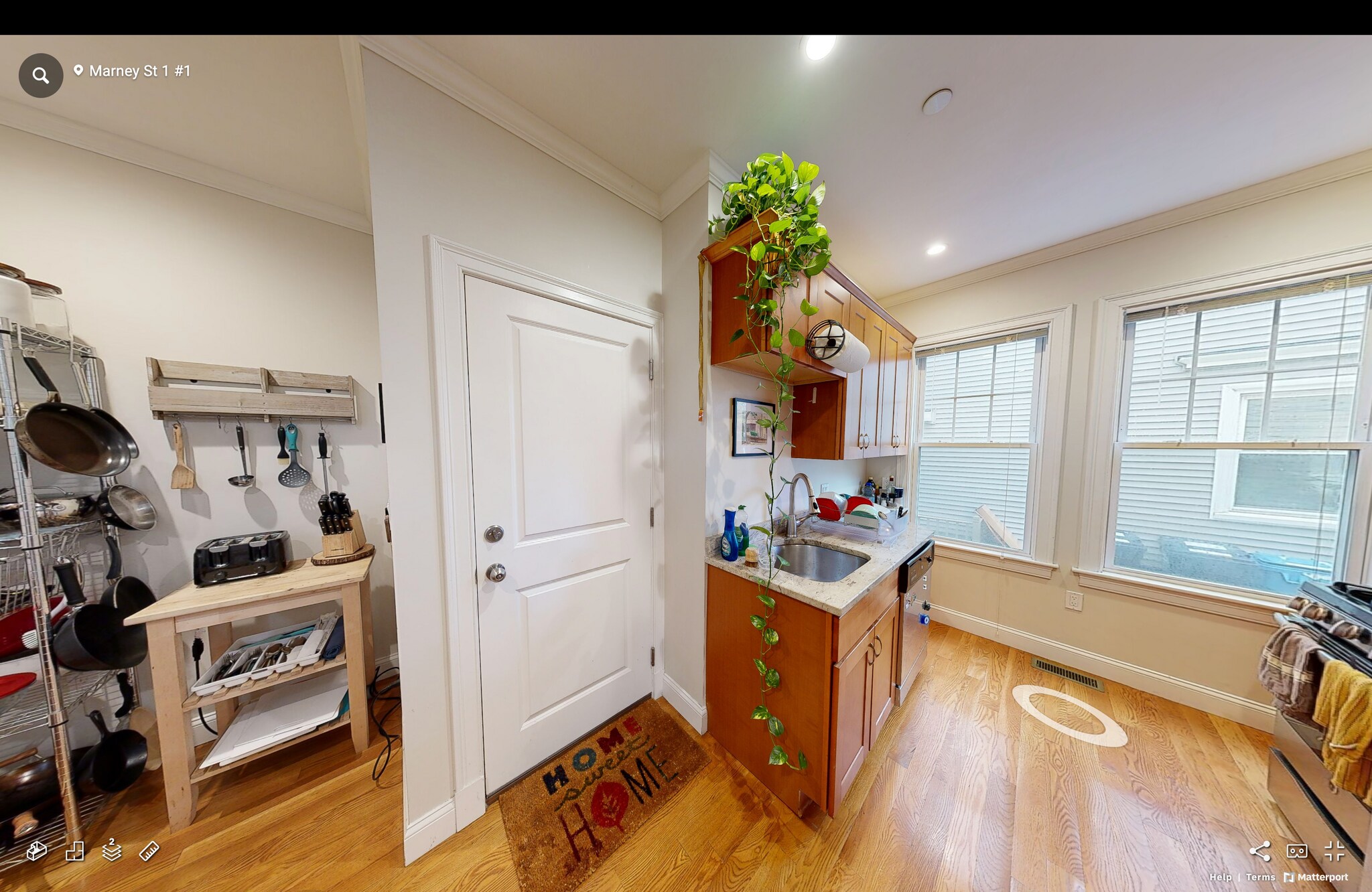 Building Photo - 20 Marney St