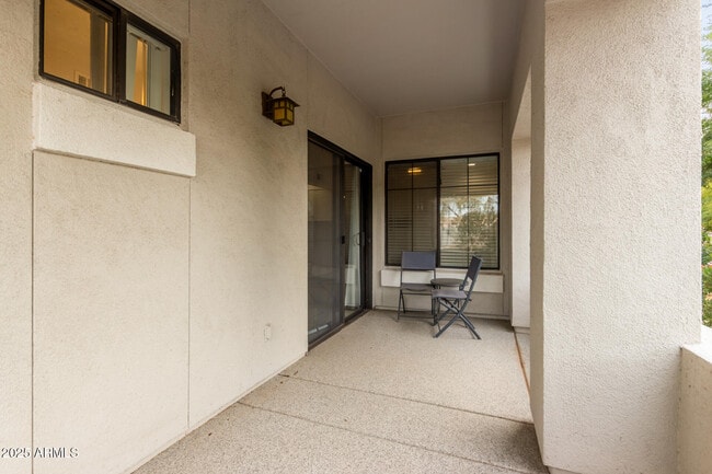 Building Photo - 295 N Rural Rd