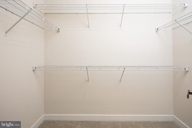 Building Photo - 1920 Four Roses St